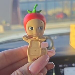 Sonny Angel Tomato Hipper 100% Authentic